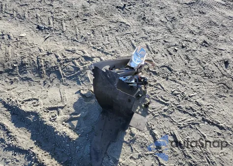 2005 Buick Century Custom z USA, uszkodzony, nr VIN 2G4WS52J451174572